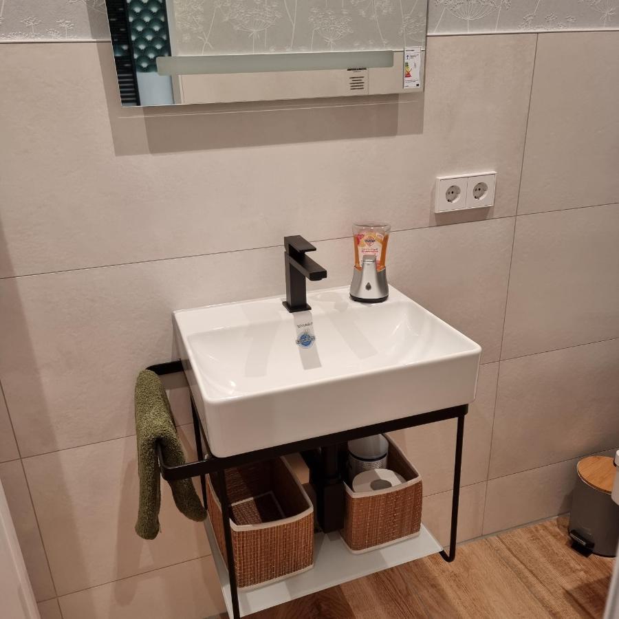Exklusive Ferienwohnung Hattorfer Teiche Wolfsburg Luaran gambar